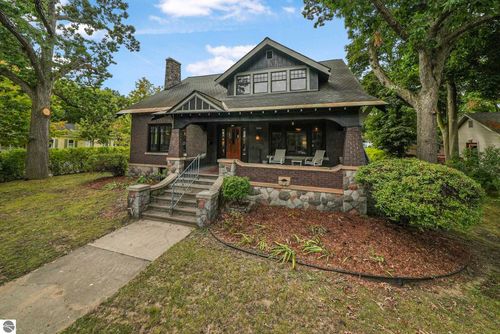 530 S Union St, Traverse City, MI, 49684-3247 | Card Image