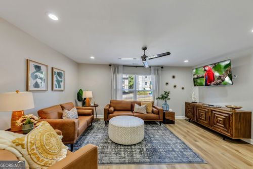 1018 Falling Valley Ct Se, Smyrna, GA, 30080-2668 | Card Image