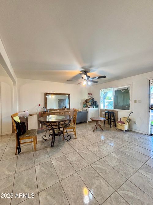 7125 W Heatherbrae Dr, Phoenix, AZ, 85033-2551 | Card Image