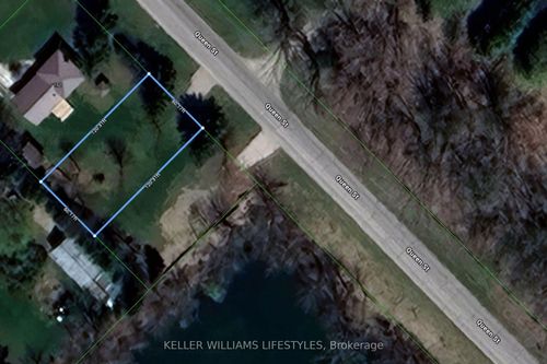 78 Queen St, Dorchester, ON, N0L1G2 | Card Image