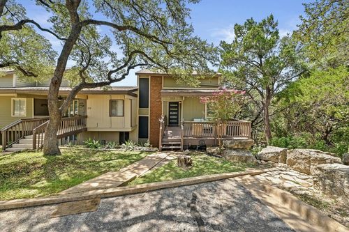211 Comanche Ln, Lago Vista, TX, 78645-8714 | Card Image
