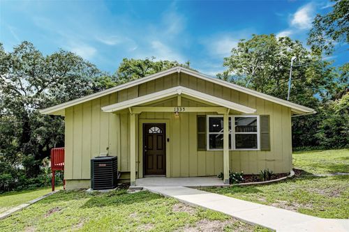 1335 E 3rd Ave, MOUNT DORA, FL, 32757-5837 | Card Image