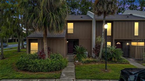 40-5302 Jasmine Creek Ln, ORLANDO, FL, 32811-3718 | Card Image
