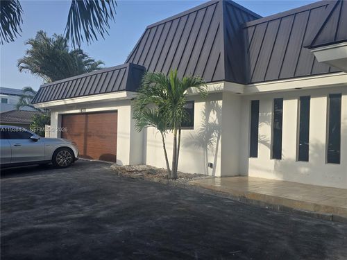 1201 Diplomat Pkwy, Hollywood, FL, 33019-2213 | Card Image