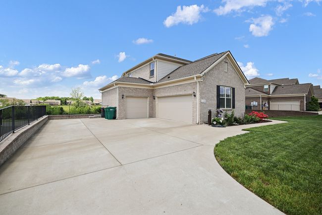 1108 Brixworth Dr, House other with 5 bedrooms, 5 bathrooms and 3 parking in Spring Hill TN | Image 6