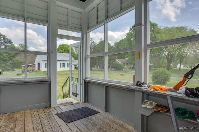 Back porch | Image 32