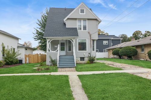 224 S Maple St, Sycamore, IL, 60178-1830 | Card Image