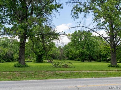 3111 E 23rd St, Granite City, IL, 62040-5913 | Card Image