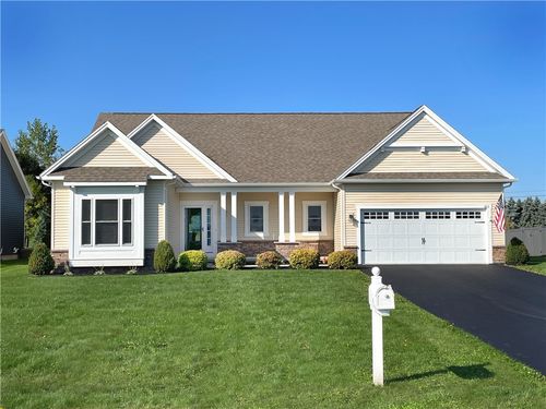 613 Pine Lakes Trl, Webster, NY, 14580-8597 | Card Image