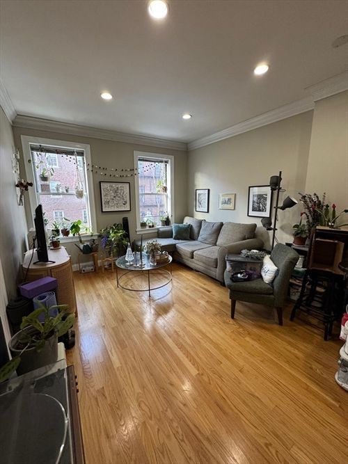7-103 Charles St, Boston, MA, 02114-3259 | Card Image