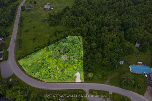 877 Lacroix Bay Rd, Westmeath, ON, K0J2L0 | Card Image