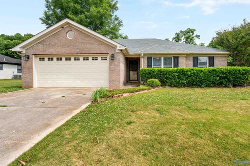 131 Poplar Green Ln, Harvest, AL, 35749-8893 | Card Image