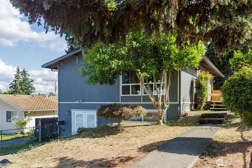 1118 E 51st St, Tacoma, WA, 98404-3621 | Card Image