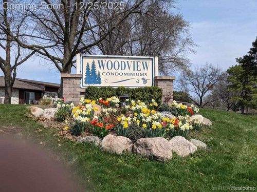 apt-3-7485 Woodview St, Westland, MI, 48185-5923 | Card Image