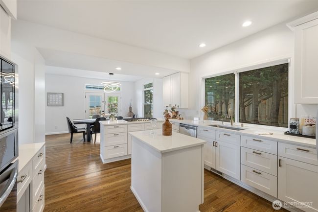 20347 86 Th Pl Ne, House other with 5 bedrooms, 3 bathrooms and 2 parking in Bothell WA | Image 11