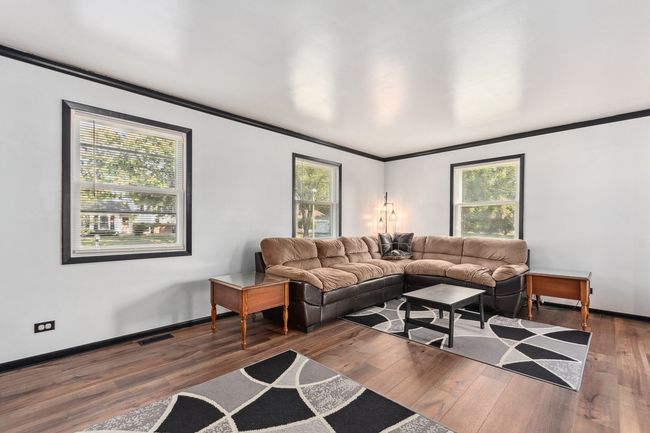 230 Ridgefield Ln, House other with 3 bedrooms, 3 bathrooms and 2 parking in Naperville IL | Image 11