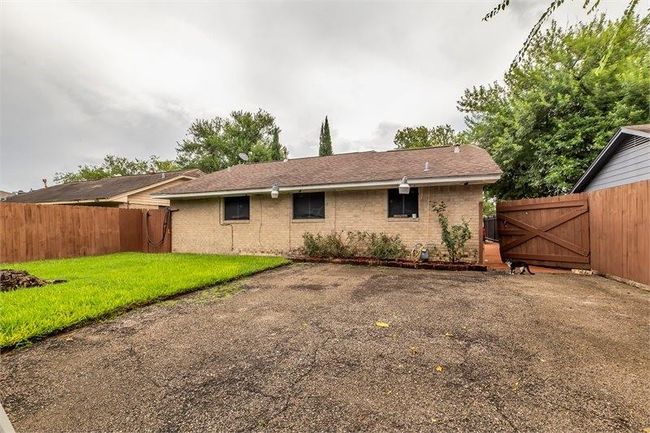 11055 Vailview Dr, House other with 3 bedrooms, 2 bathrooms and null parking in Houston TX | Image 20
