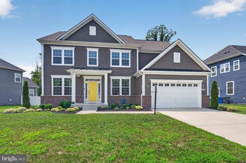 2409 Tree Vista Ct, BRYANS ROAD, MD, 20616-6107 | Card Image