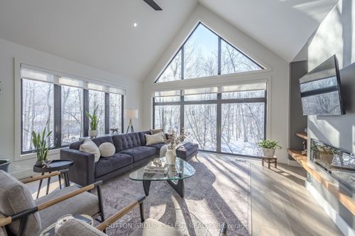 34 Princeton Terr, London, ON, N6K0L5 | Card Image