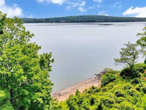 99 Corbett Ln, Palisades, NY, 10964-1603 | Card Image