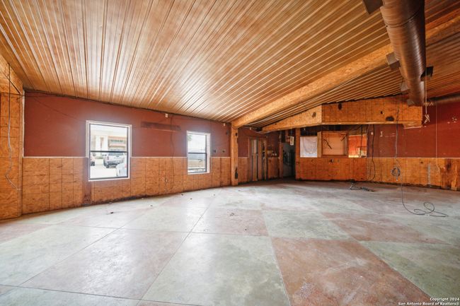 410 S Interstate 35, Home with 0 bedrooms, 0 bathrooms and null parking in Pearsall TX | Image 20