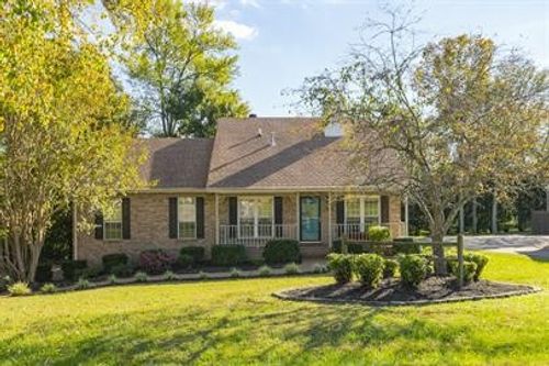 149 Luna Ln, Hendersonville, TN, 37075-4423 | Card Image