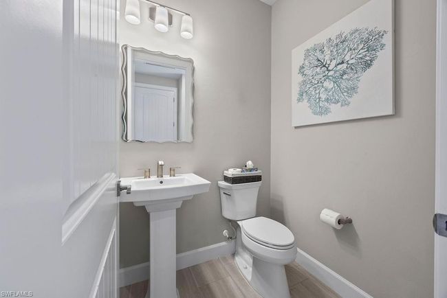 Bathroom | Image 16