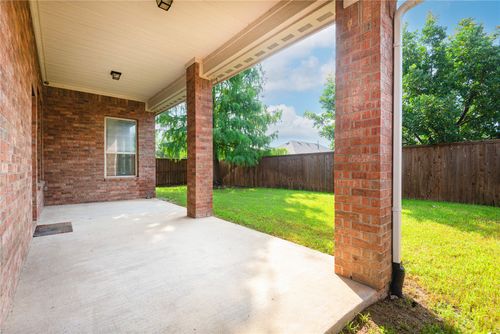 709 Llano Falls Dr, McKinney, TX, 75071-3551 | Card Image