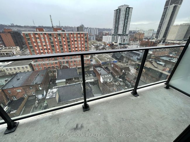 1204 - 1 Jarvis St, Condo with 2 bedrooms, 2 bathrooms and null parking in Hamilton ON | Image 23
