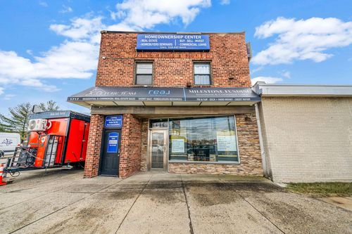 1717 Hempstead Tpke, Elmont, NY, 11003-1816 | Card Image