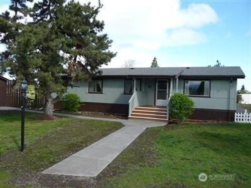 31 House Rd, Sequim, WA, 98382-8802 | Card Image