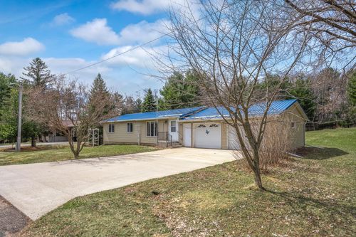 309 Warren St, Balsam Lake, WI, 54810-9058 | Card Image