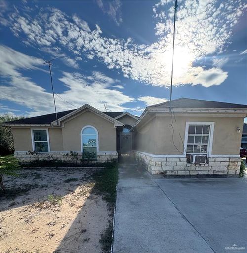 23517 Goldwing Way Rd, Edcouch, TX, 78538-3592 | Card Image