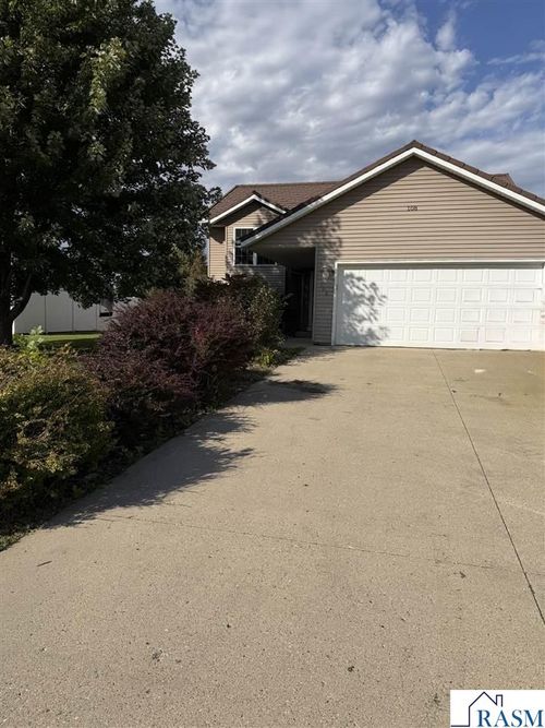 108 Meadow Lane, Janesville, MN, 56048 | Card Image