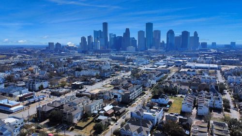 1810 Johnson St, Houston, TX, 77007-4108 | Card Image
