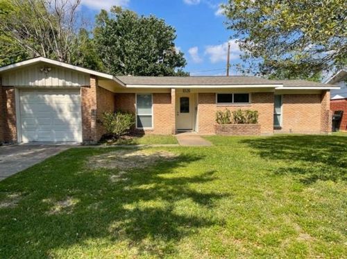 6536 Sharpview Dr, Houston, TX, 77074-6336 | Card Image