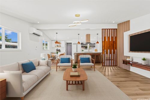 308 Hanakoa St, Honolulu, HI, 96825-2232 | Card Image