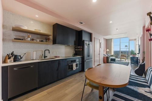 1607-48 East Ave, Austin, TX, 78701-4317 | Card Image