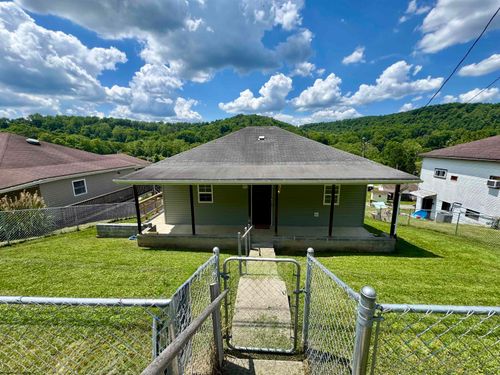 37 Crown St, Worthington, WV, 26591-9194 | Card Image