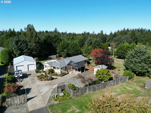 1212 Ohio Ave, Bandon, OR, 97411 | Card Image