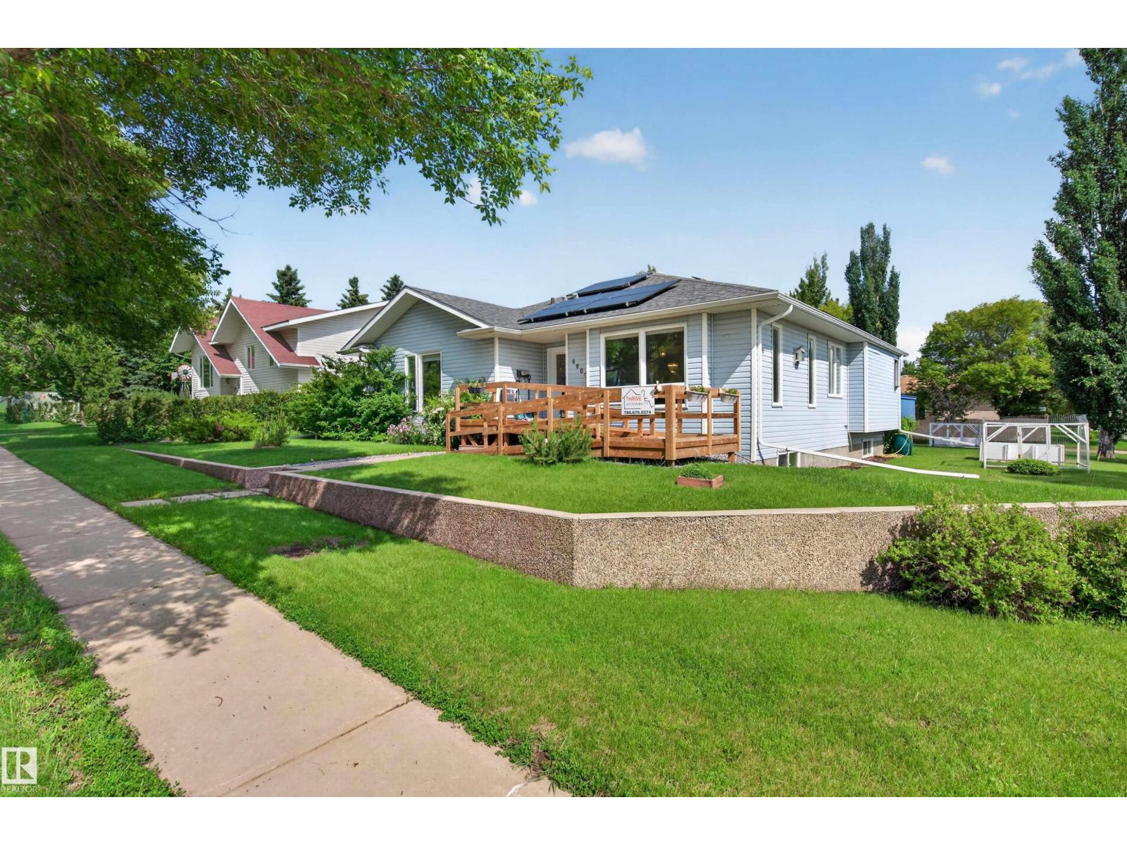 Residential in Camrose 2