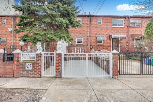 439 Vermont St, Brooklyn, NY, 11207-4213 | Card Image