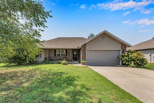 512 Rice St, Clever, MO, 65631-7810 | Card Image