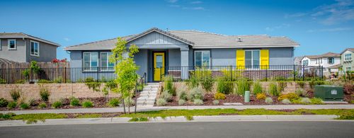 989 Carbahal St, Winters, CA, 95694-2219 | Card Image