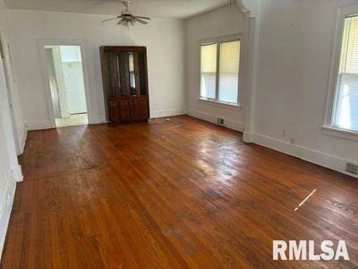 1231 Marquette Street, House other with 2 bedrooms, 1 bathrooms and null parking in Davenport IA | Image 3