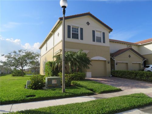 1073 Cheval Dr, Vero Beach, FL, 32960-7074 | Card Image
