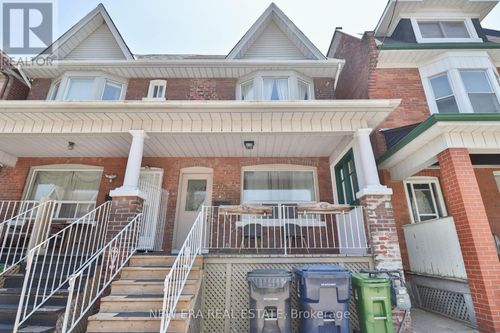 39 Lappin Avenue, Toronto (Dovercourt-Wallace Emerson-Junction), ON, M6H1Y3 | Card Image