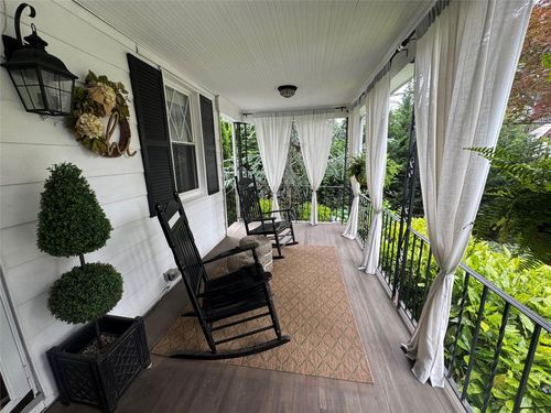404 Bronxville Rd, Bronxville, NY, 10708-1213 | Card Image