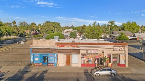 162 N Maple Ave, Fresno, CA, 93702-3045 | Card Image