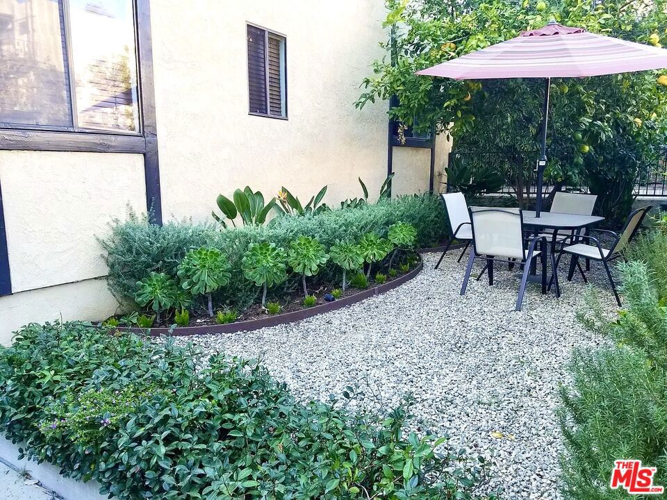 Residential Lease in West Hollywood 3